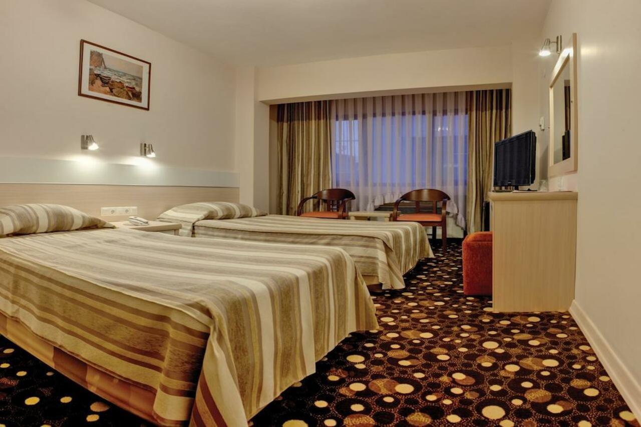 Yumukoglu Hotel Izmir
